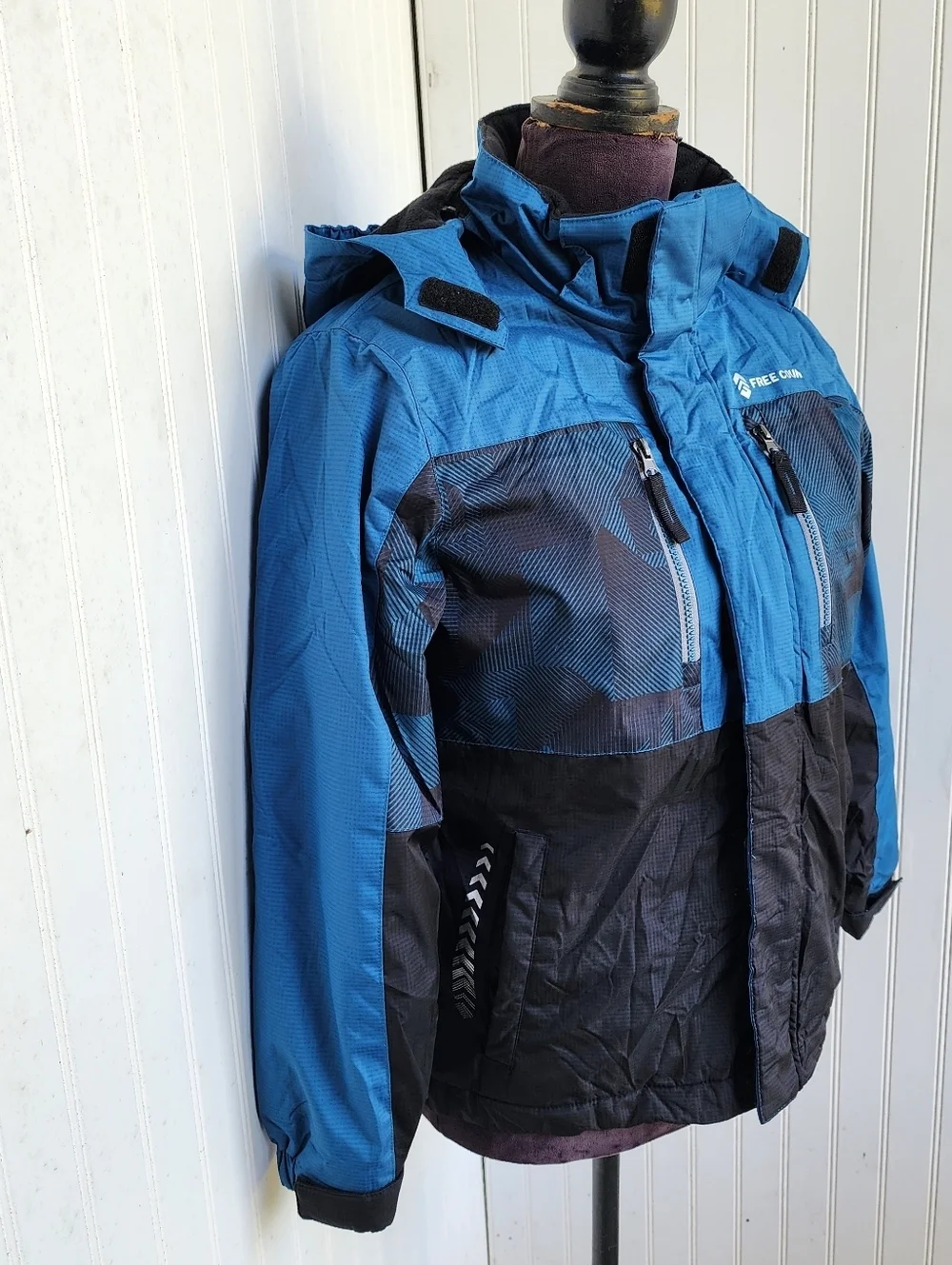 Free Country Electric Blue Black Zip Winter Coat Boy's Kids Hood M (10/12)